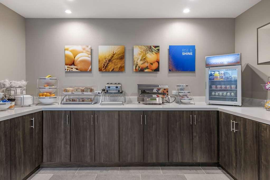 Comfort Inn & Suites Jacksonville - Orange Park Near Naval Air Station Restoran fotoğraf