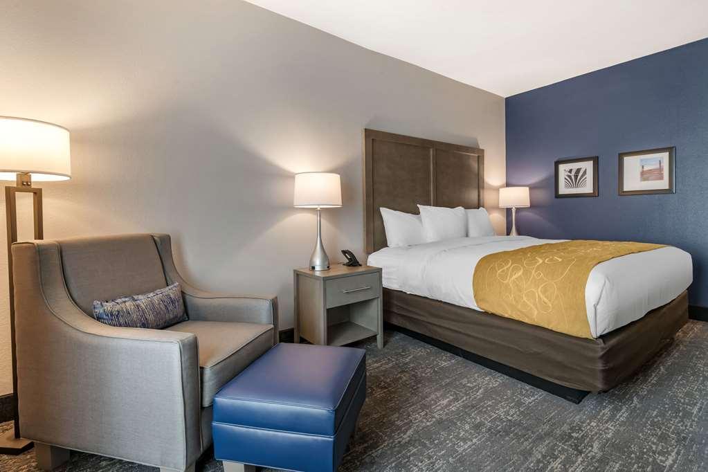 Comfort Inn & Suites Jacksonville - Orange Park Near Naval Air Station Oda fotoğraf